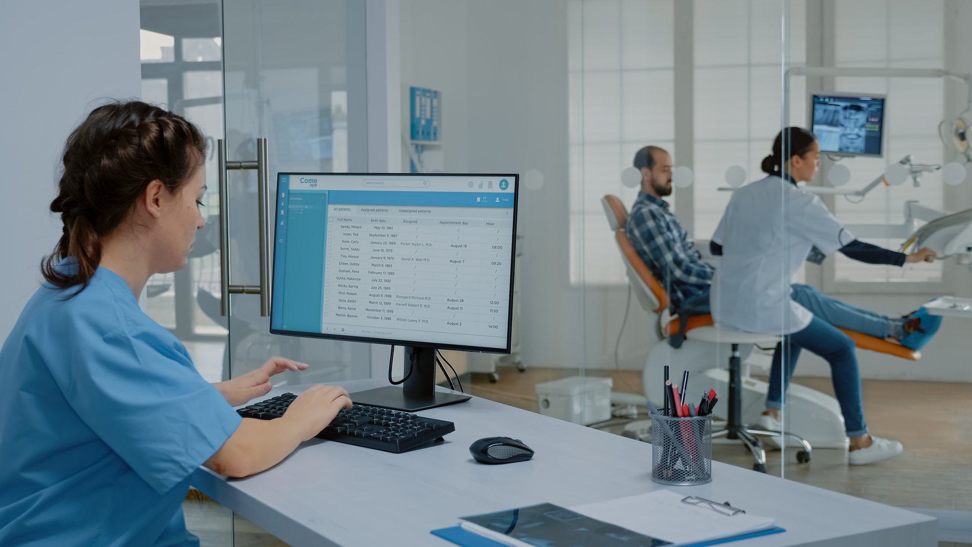 Diş ve İmplantoloji Kliniklerinde CRM: Tedavi ve Randevu Takibi | XON CRM